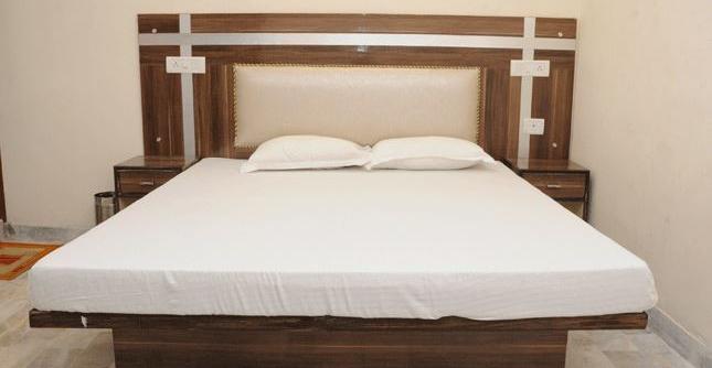 Hotel Grand Residency